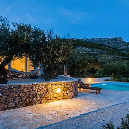 Holiday Home Zlatni San - Private Heated Pool 波尔 外观 照片