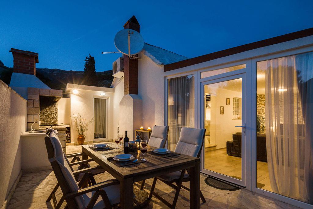 Holiday Home Zlatni San - Private Heated Pool 波尔 客房 照片