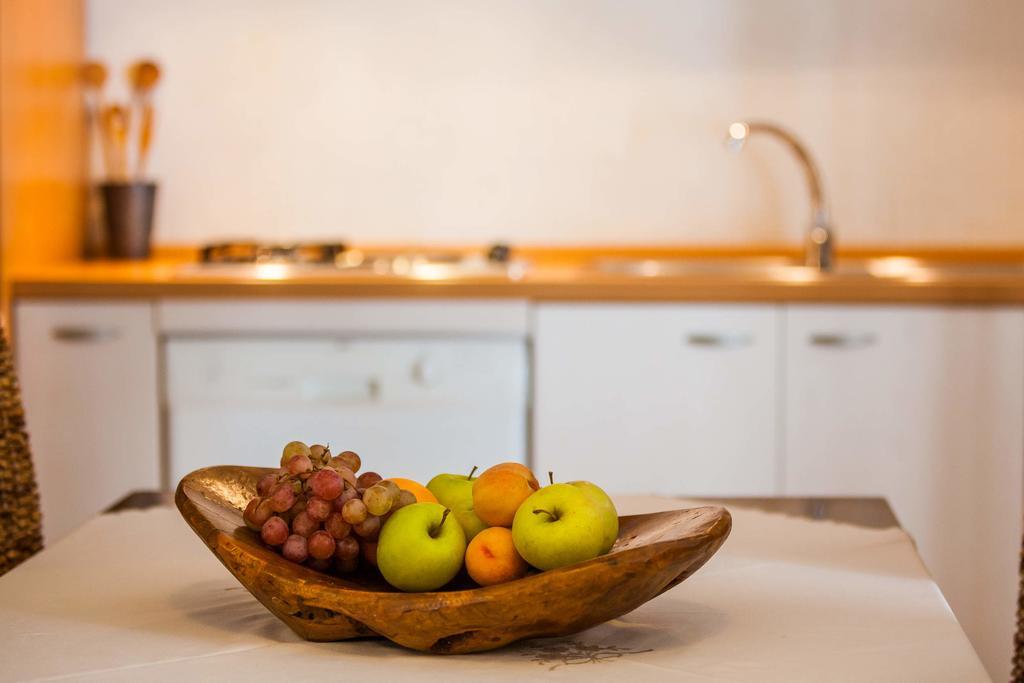 Holiday Home Zlatni San - Private Heated Pool 波尔 客房 照片