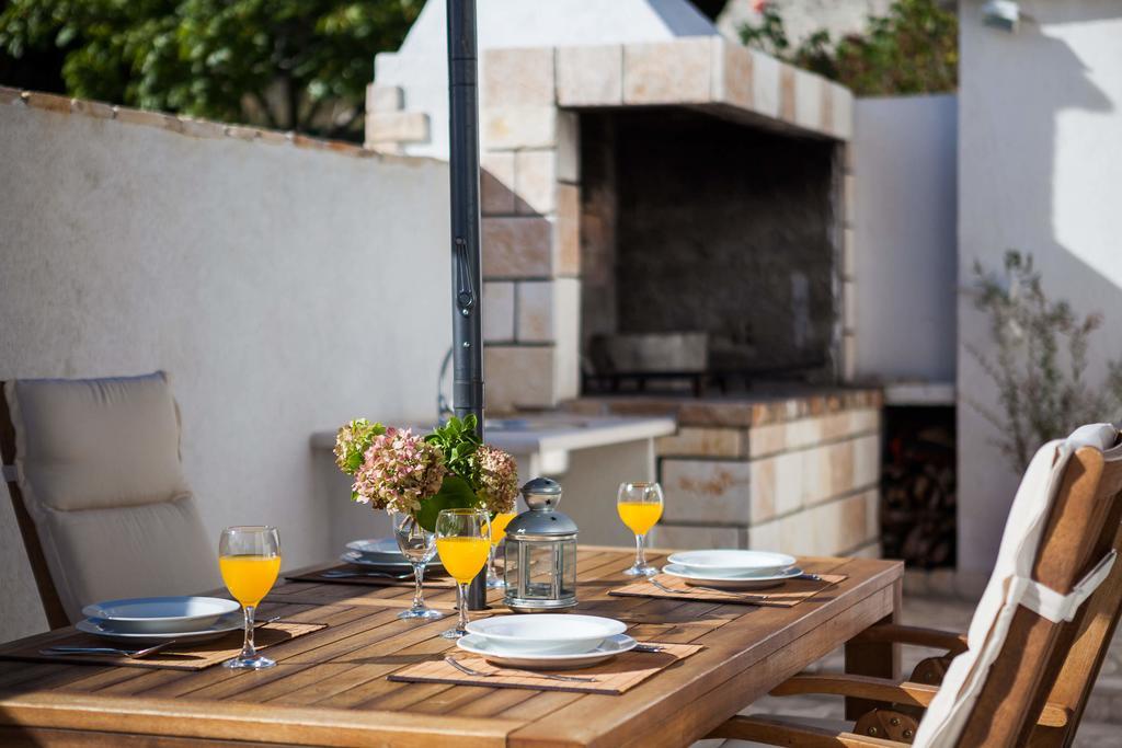 Holiday Home Zlatni San - Private Heated Pool 波尔 客房 照片
