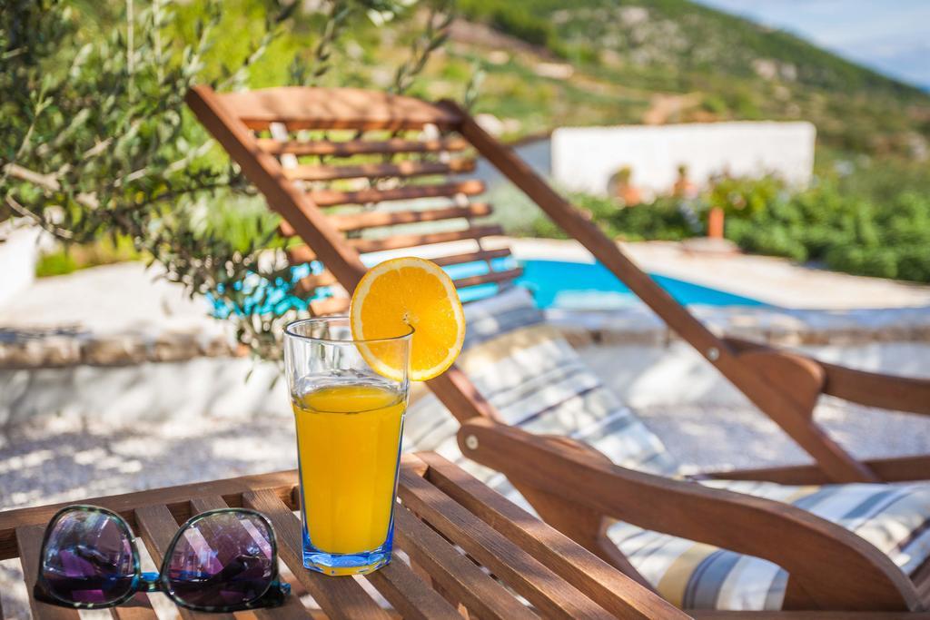 Holiday Home Zlatni San - Private Heated Pool 波尔 客房 照片