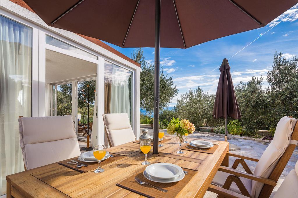 Holiday Home Zlatni San - Private Heated Pool 波尔 客房 照片