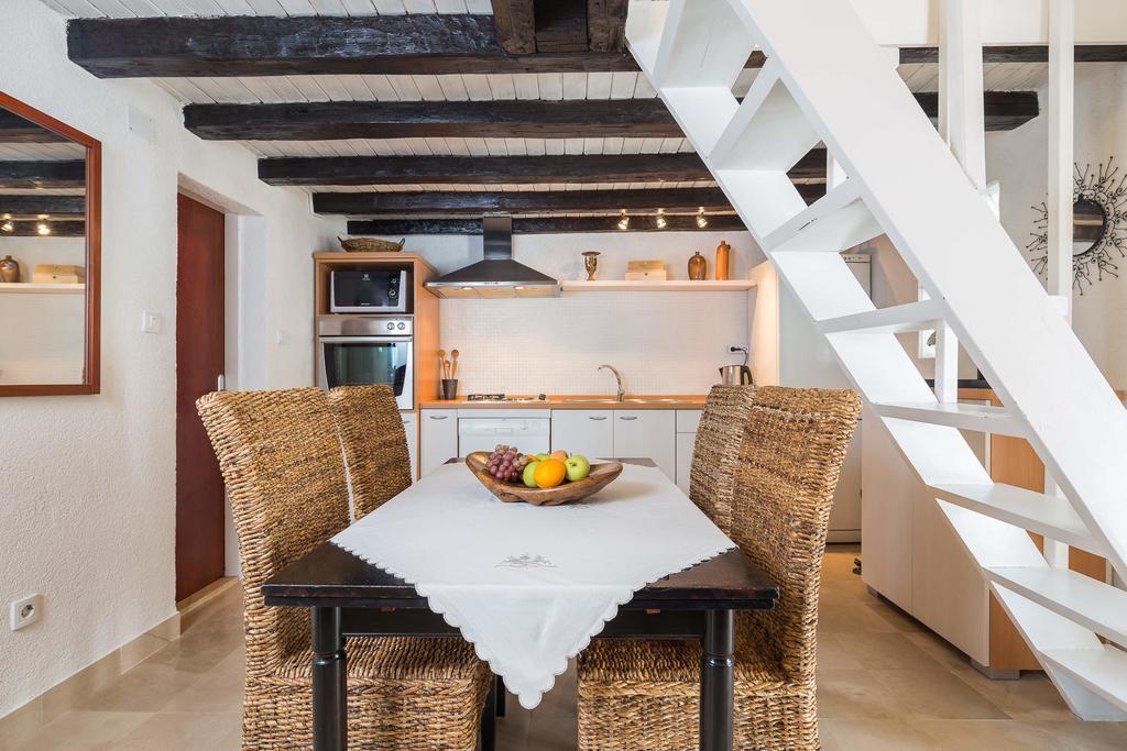 Holiday Home Zlatni San - Private Heated Pool 波尔 客房 照片